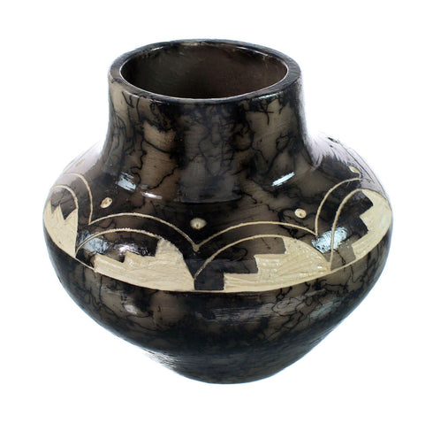 Native American Navajo Horse Hair Pottery JX130452